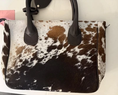 Bolso de Mano de Cuero de Vaca para Mujer - Cartera Hecha a Mano para Pelo, Patrón Marrón Blanco Foto 1 de 4