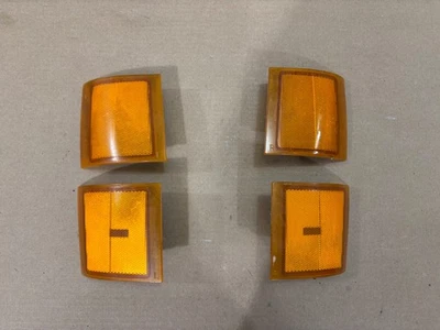 OEM 94-99 Chevy Silverado GMC Sierra Amber Front Side Marker Lights Turn Signals - Image 1 of 4