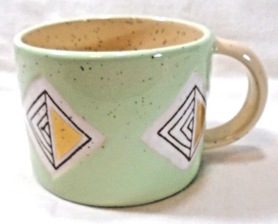 Taza de cerámica Anthropologie Cathy Terepocki, verde/dorado, motas negras Foto 1 de 4