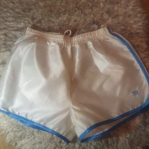 Vintage white Polyamide Shorts Sz Large - Picture 1 of 6