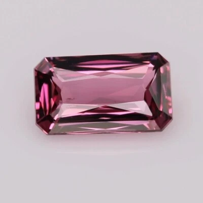 1.19 carats - Purplish Pink Natural Malaya Garnet Emerald Cut 24013347 - Image 1 of 4