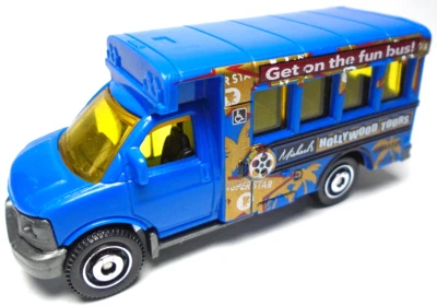 2014 MATCHBOX GMC SCHOOL BUS HOLLYWOOD TOURS BLUE 1:64 DIECAST 3" BUS / VAN - Image 1 of 4