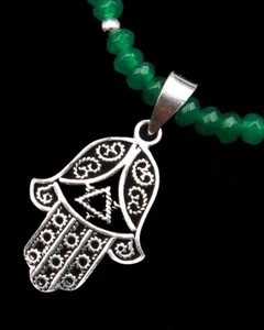 Collier de perles émeraude et argent médaillon main de Fatma (Khamsa) argent 925 - Imagen 1 de 10