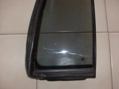96 Cadillac Fleetwood RWD Right Rear Vent Glass/OEM Passenger Side Foto 1 de 4