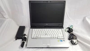 Fujitsu lifebook s7220 14" Laptop 2.40 Ghz Intel Core 2 Duo P8600 2GB 160GB NO O - Picture 1 of 12