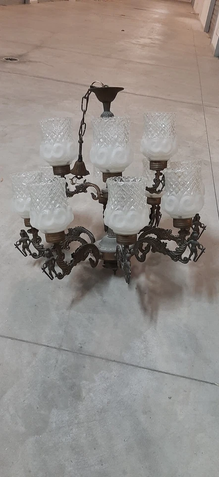 lampadario ferro battuto antico - Immagine 1 di 1