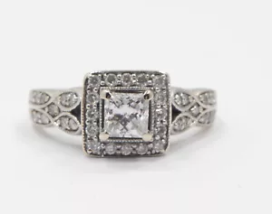 Wunderschön! 2/3 Karat Prinzessin Halo Diamant Verlobungsring - 14k Weißgold - Bild 1 von 12