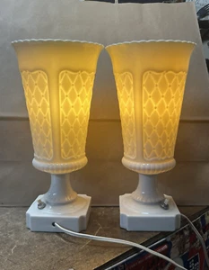 Matching Vase Urn Torchiere Pinapple Boudoir Table Lamps Alacite Glass Quilted - Picture 1 of 21