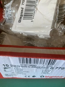 LEGRAND MOSAIC 10ER SET AUSLÖSER 2 Module 77071 - Bild 1 von 1
