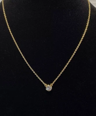 Colar em tom de ouro amarelo com strass em corrente/pingente de 18 pol., anel de mola - Imagem 1 de 4