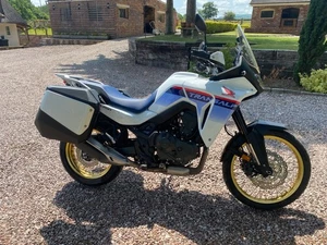 Honda Transalp XL750 fFHSH, 1 owner from new, honda Panniers plus accessories - Picture 1 of 7