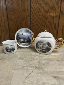 Thomas Kinkade Ceramic Home is Where the Heart Is Teapot & Moonlight Cottage Cup - Picture 1 of 10