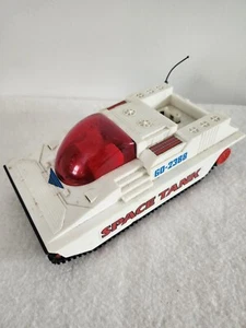 Vintage Radio Shack Space Tank Vehicle - Picture 1 of 6