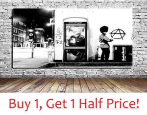 BANKSY QUEENS GUARD B/W CANVAS ART PRINT : Street Artwork *VARIOUS SIZES* - Picture 1 of 5