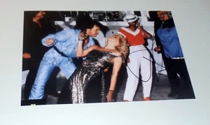 DOLLY BUSTER *Erotic*, original signed Photo in 20x28 cm (NST) - Bild 1 von 1