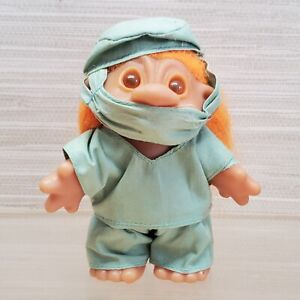 Vintage 1986 Thomas DAM Doctor Surgeon Nurse Troll Doll 5” Norfin 