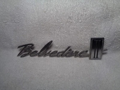 Mopar 1965 Plymouth Belvedere II emblema guardabarros Foto 1 de 2