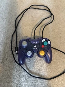LOGIC3 NINTENDO GAMECUBE PURPLE CONTROLLER - Picture 1 of 5