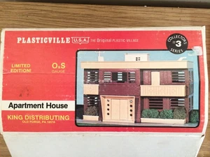 Plasticville King Distributing 500 O/S Gauge Apartment House kit Red #3  USA - Picture 1 of 4