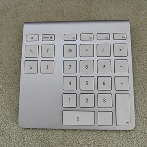 Pavé Numérique sans Fil Bluetooth Belkin YourType F8T067CW Numpad F8T067 Mac PC - Photo 1/6