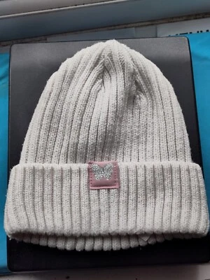 Unisex Winter Hat Beanie Size 1-3 Years George- Holiday- VGC- Children Cloths - Image 1 of 4