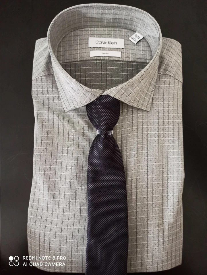 Calvin Klein CK Long Sleeve Men's Dress Shirt Slim Fit Gray Large With tie