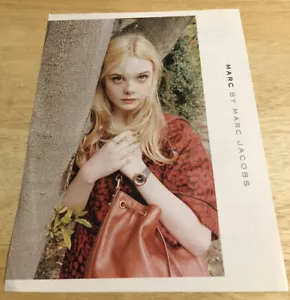 2011 ELLE FANNING per Marc Jacobs - Rivista Fashion Clipping - Foto 1 di 1