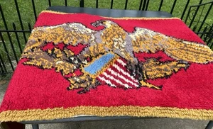 Vintage Patriotisch USA Adler Riegel Haken Teppich Rot und Gold Wolle Wand Dekor 50x30" - Bild 1 von 7