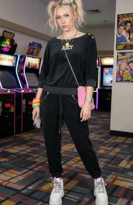 Mono Juicy Couture para mujer pequeño negro terciopelo manga dolman mameluco bolsillos Foto 1 de 4