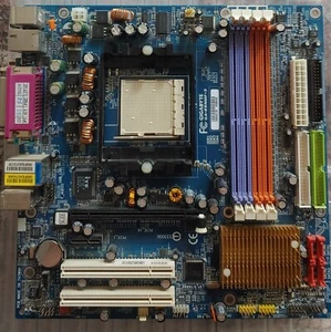 Gigabyte Technology GA-K8NMF - Picture 1 of 2
