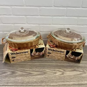 Lotto di 2 piatti vintage Glasbake 1 qt 32 oz cassrole Jeannette vimini stoviglie da forno - Foto 1 di 8