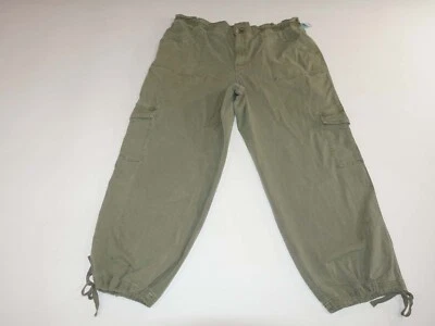 Pantalones cargo rectos para mujer Maurices talla XXL cortos nuevos con etiquetas verde oliva 28" entrepierna Foto 1 de 4