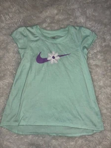 Nike Girls Sz. 6x Green Short Sleeved Flower Tee. Adorable - Picture 1 of 11