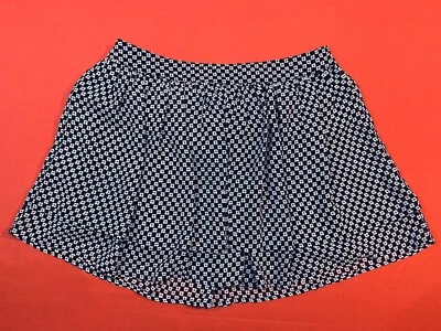 ARIZONA... Falda forrada en blanco y negro... Talla S... Usado en excelente estado Foto 1 de 4