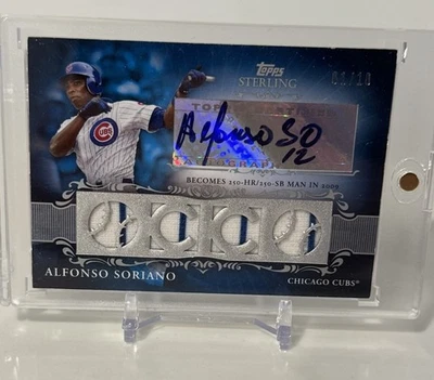 Camiseta Topps Sterling 2009 Alfonso Soriano Quad Auto 1/10 Cubs Foto 1 de 4