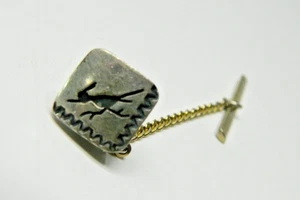 Vintage silver tone Roadrunner Tie Tac/Pin - Picture 1 of 3