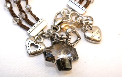 Браслет с золотыми бусинами Brighton Karma Cross Crystal Charm плетеный коричневый шнур - Изображение 1 из 3