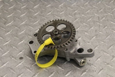 Bomba de aceite de motor Ducati Diavel 2012 de carbono Foto 1 de 4