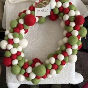 The Red Sari Red And Green Felt Pom Pom Holiday Christmas Wreath Handmade Nepal - Picture 1 of 3