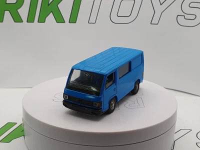 Mercedes MB100 Pilen 1/50 - Immagine 1 di 3