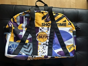 LA Lakers 2025-2026 Season Ticket Holder Gift Large Duffel Bag Sealed - Picture 1 of 1