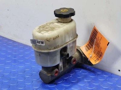 Оригинальный главный цилиндр тормозной системы 09–14 GMC Yukon в сборе 20845345 - Изображение 1 из 4