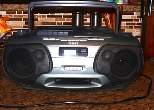 RARE Vintage Boombox RCA RP7999 Cassette CD AM FM Radio- Working, CD Skips READ - Picture 1 of 14