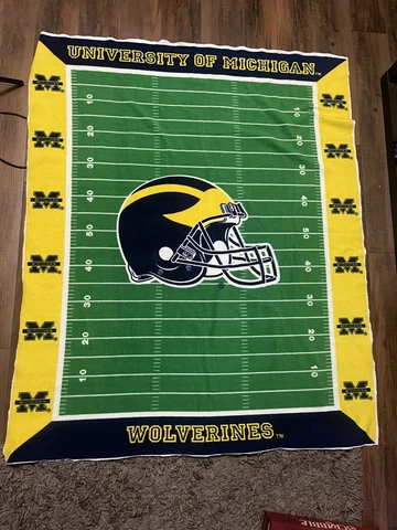 Michigan Wolverines Fleece Throw Blanket Field Design Cover