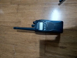 Kenwood VHF FM TRANSCEIVER TK2212L - Picture 1 of 3