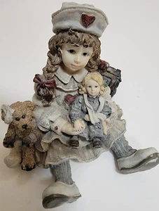 Yesterdays' Child Wannabe Series No.1 Style #3505 Certified NURSE FIGURINE 1995 - Picture 1 of 4
