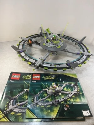 LEGO Space: Alien Mothership (7065) Foto 1 de 4