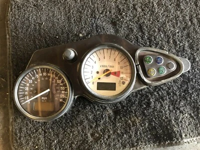 Cuadro medidor velocímetro OEM Suzuki TL1000S TL 1000 TL1000 97 98 99 00 01 Foto 1 de 4