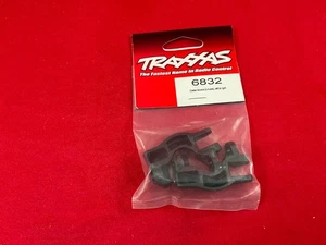 Traxxas 6832 Caster Block C-Hubs Red Left + Right SLASH STAMPEDE RUSTLER 4x4 - Picture 1 of 2