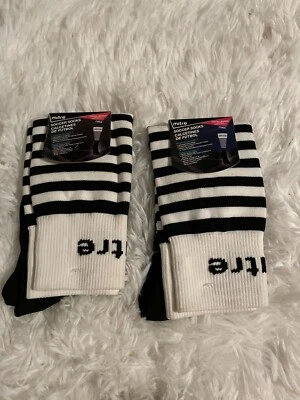 2 Pairs Mitre Soccer Socks Youth Size 3-9 - Image 1 of 4